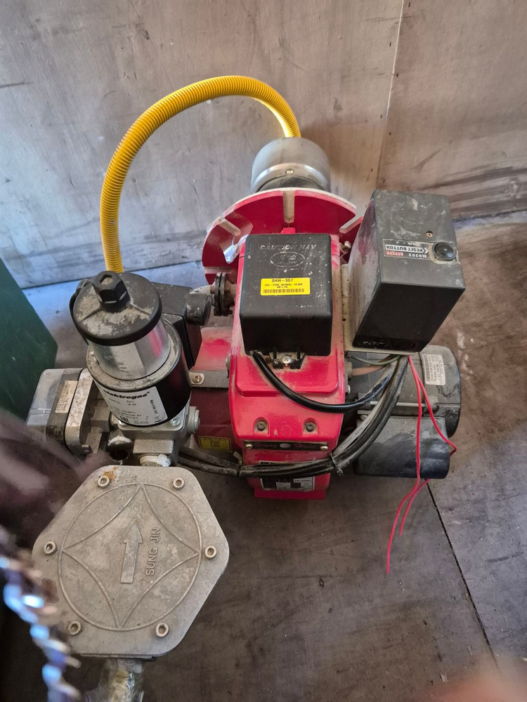 평화 스팀 보일러 22년식 입니다 이미지