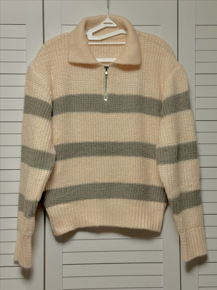 #새상품 : 카라넥 단가라 반집업 니트 아이보리 카키그레이 배색--0