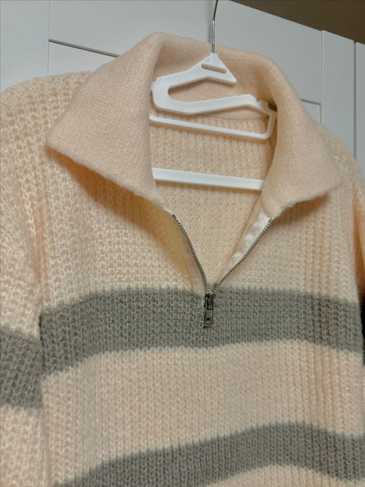 #새상품 : 카라넥 단가라 반집업 니트 아이보리 카키그레이 배색--9