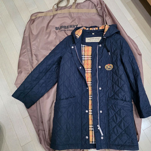 버버리 록스웰 퀼팅코트
