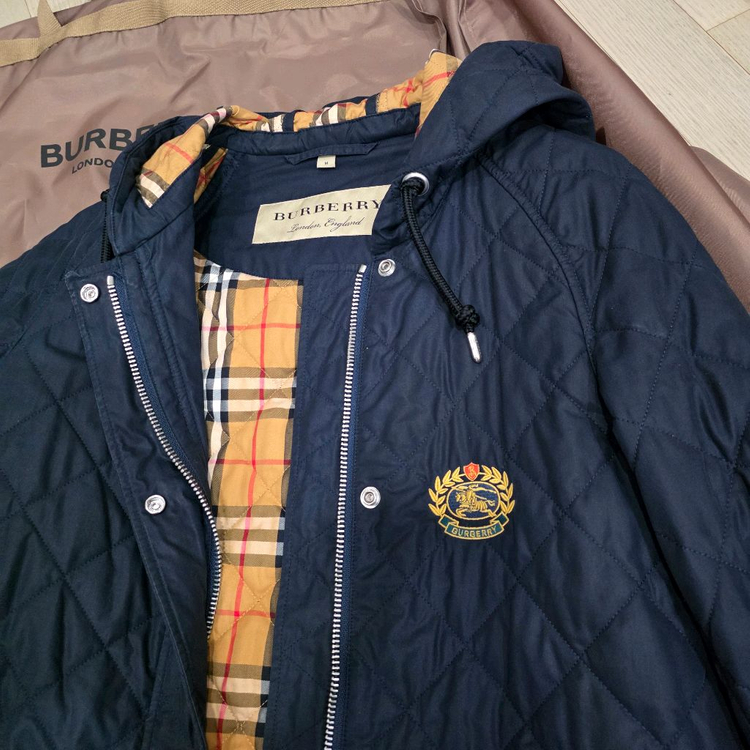 버버리 록스웰 퀼팅코트--3