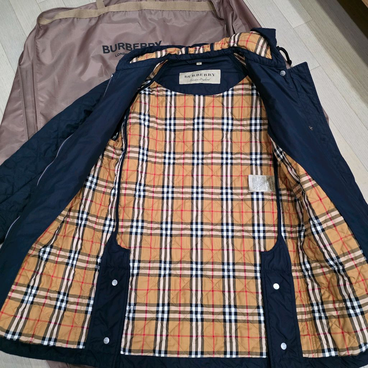 버버리 록스웰 퀼팅코트--7