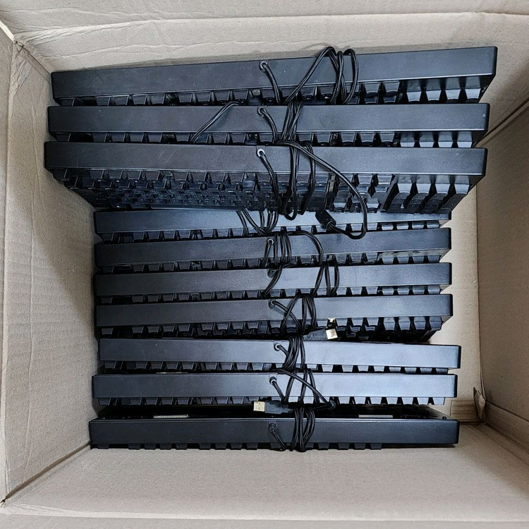 유선 게이밍 LED 키보드 3종 판매 개당 12,000원 이미지