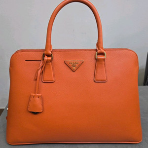 프라다 사피아노 토트백