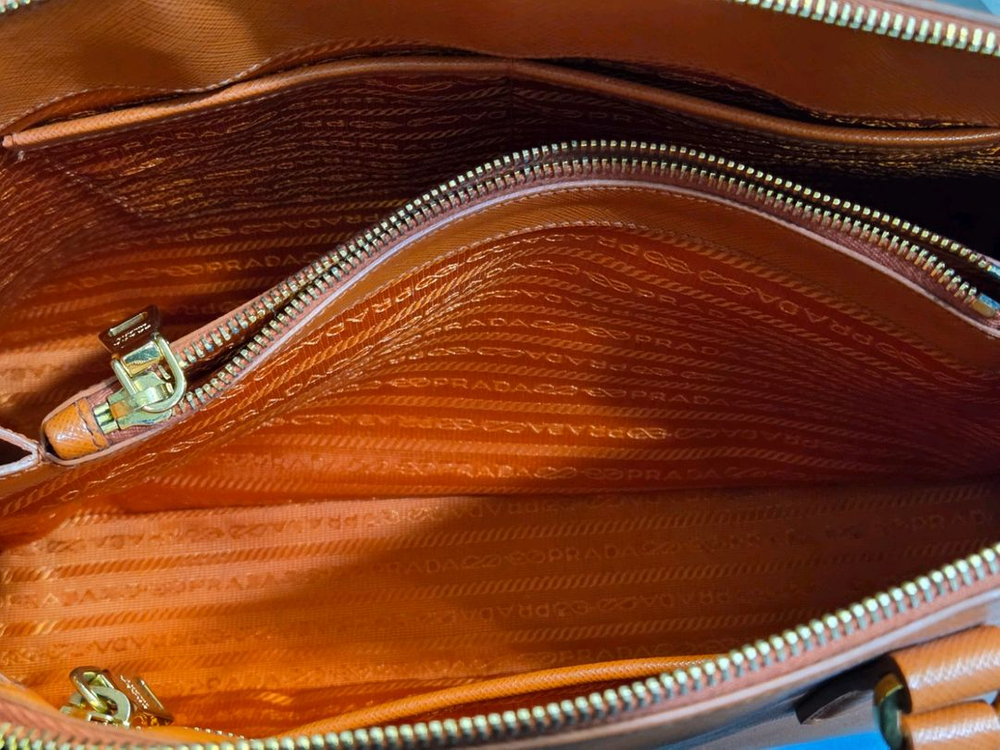 프라다 사피아노 토트백--8