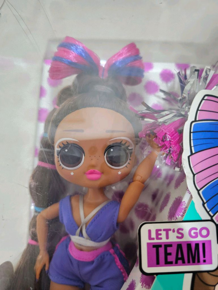LOL 서프라이즈 OMG 스포츠걸스 새상품--1