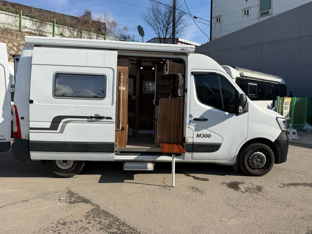 르노마스터 캠핑카 중고 바닥난방 인산철800a--1