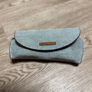 볼보 선글라스 케이스