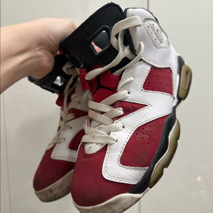 에어조던6 카마인 235사이즈 이미지