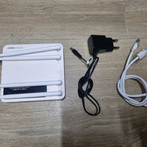 ipTIME 유무선 공유기(A604SE) 팝니다