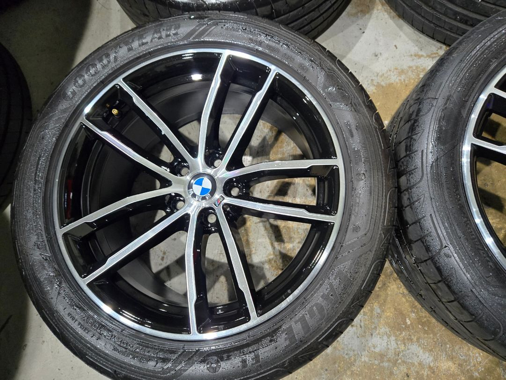 BMW G30 5시리즈 662M 18인치 순정 휠타이어 판매합니다--4