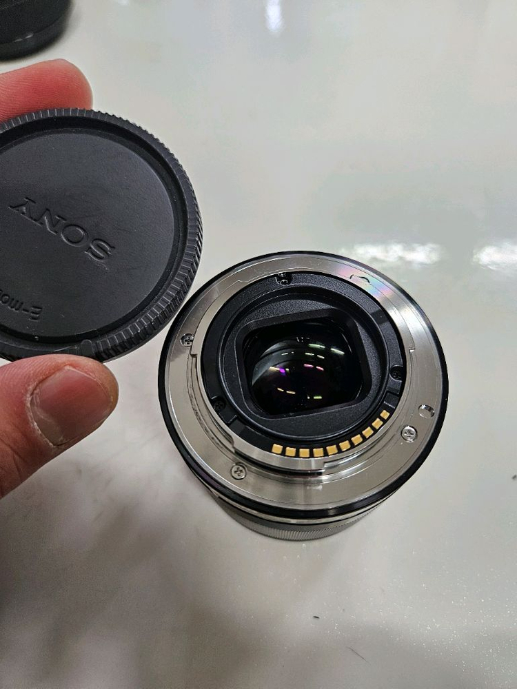 풀프레임 미러리스용 50mm F1.8 렌즈--6