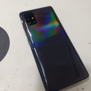 갤럭시A51 깔끔 이미지