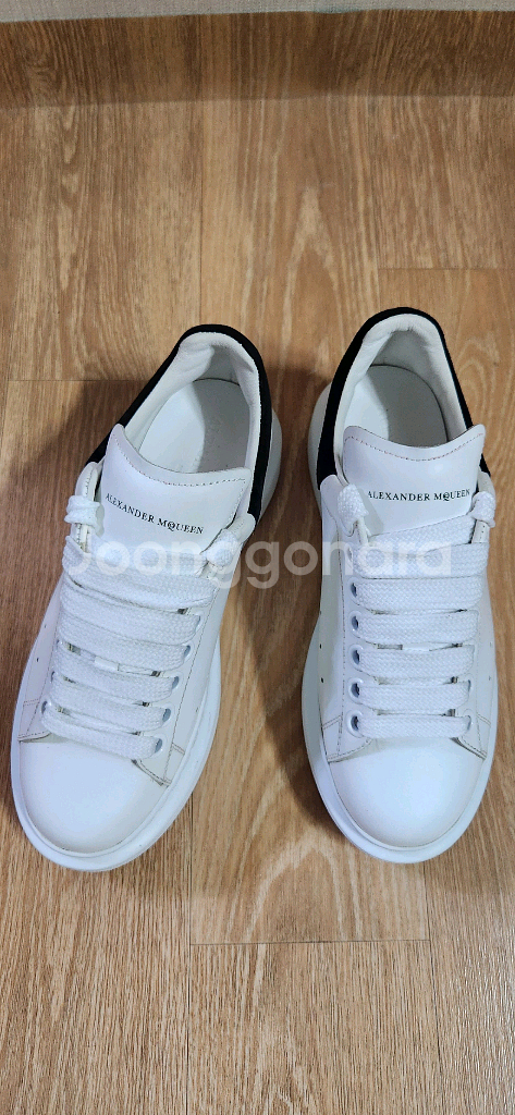 225~230mm 알렉산더맥퀸 스웨이드 블랙탭 스니커즈--1