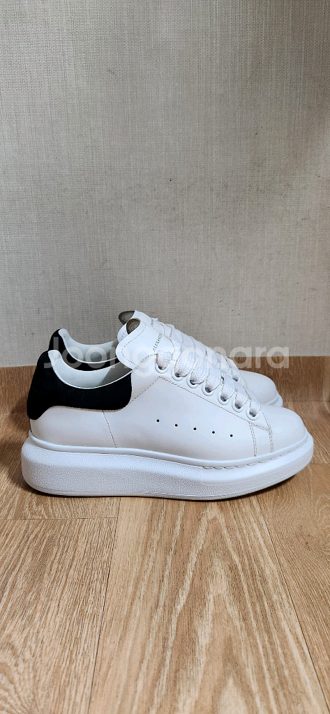 225~230mm 알렉산더맥퀸 스웨이드 블랙탭 스니커즈--2