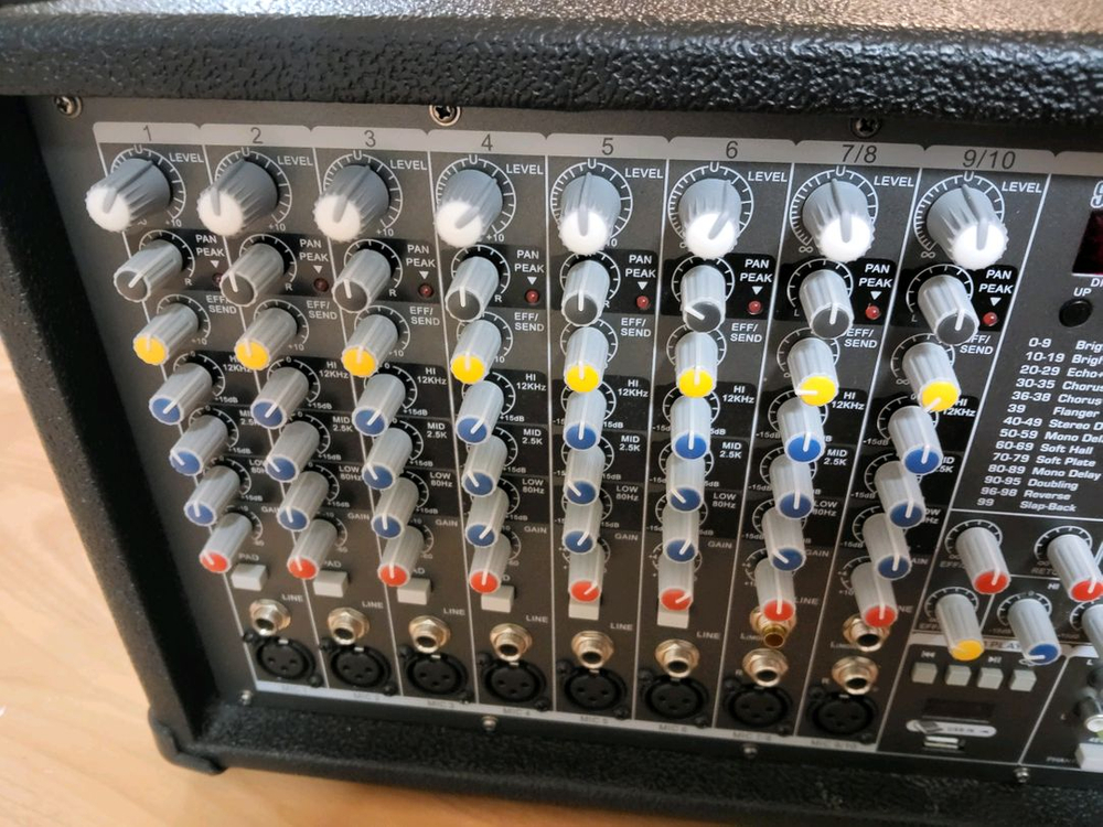 앰프내장된 파워드 믹서 REAL RPM-3800--3