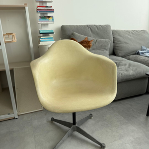 임스 체어 암쉘 파이버글라스 빈티지 의자