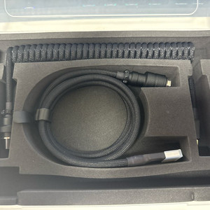 언노운에러 프리미엄 항공케이블 USB-C