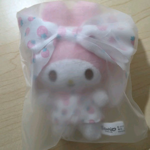 산리오 마이멜로디 리본공주 시크릿 마스코트 키링 딸기