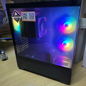 AM4 블랙 새 컴퓨터 판매합니다.