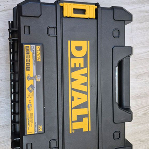 디월트 임팩렌치