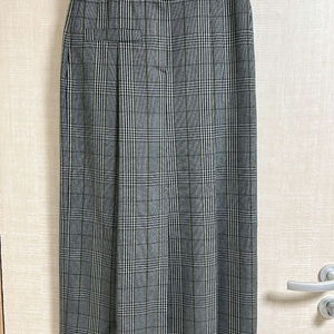 [럭키슈에뜨] 모직 체크 스커트