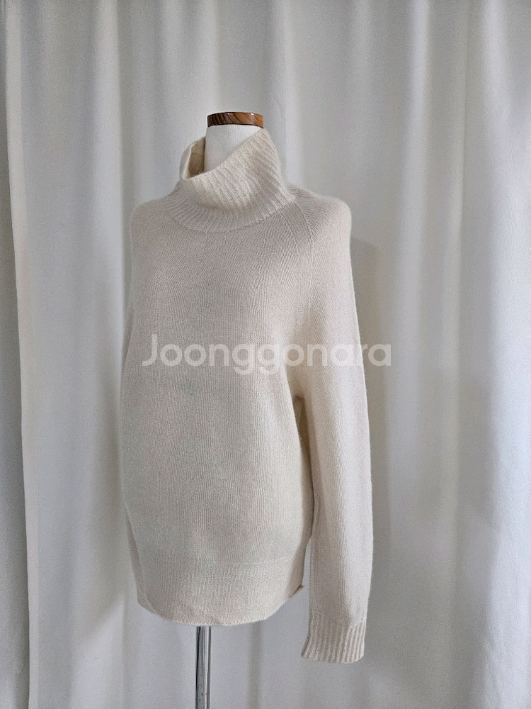 타임 캐시미어 100% 터틀넥 니트--1