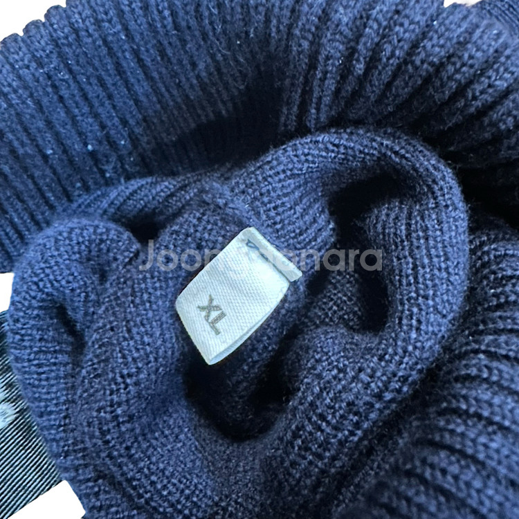 아미 스몰로고 터틀넥 니트--5