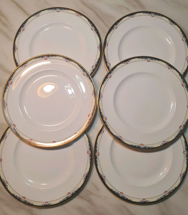 단종 영국 로얄덜튼 대.중.소접시 6인셋트 개당값--5