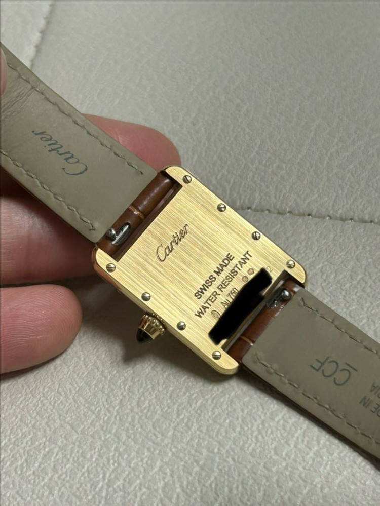 까르띠에 탱크루이 스몰 옐로우골드--5