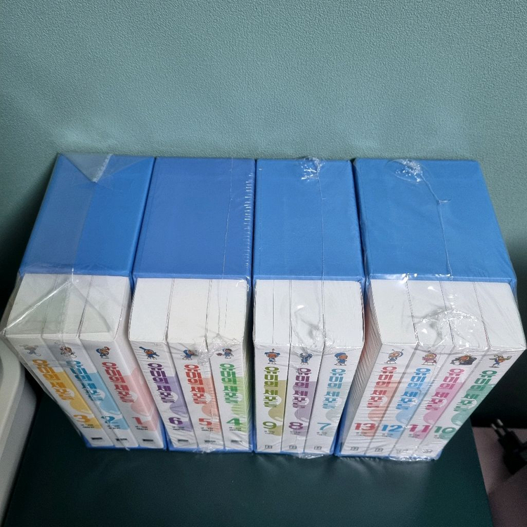 웹툰 유미의세포들 단행본 박스판 1~13권 (완결/1~3제외 미개봉) 일괄판매--1