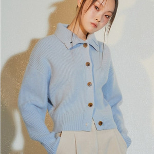 구호 플러스 KUHO 시그니처 하이넥 가디건 1 사이즈