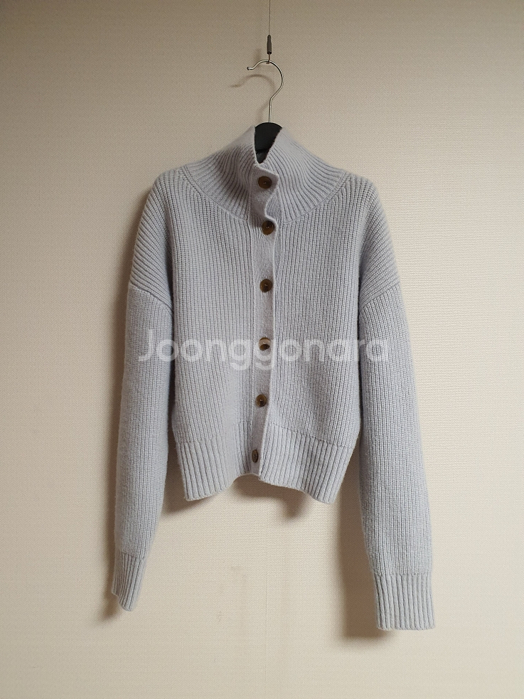 구호 플러스 KUHO 시그니처 하이넥 가디건 1 사이즈--6