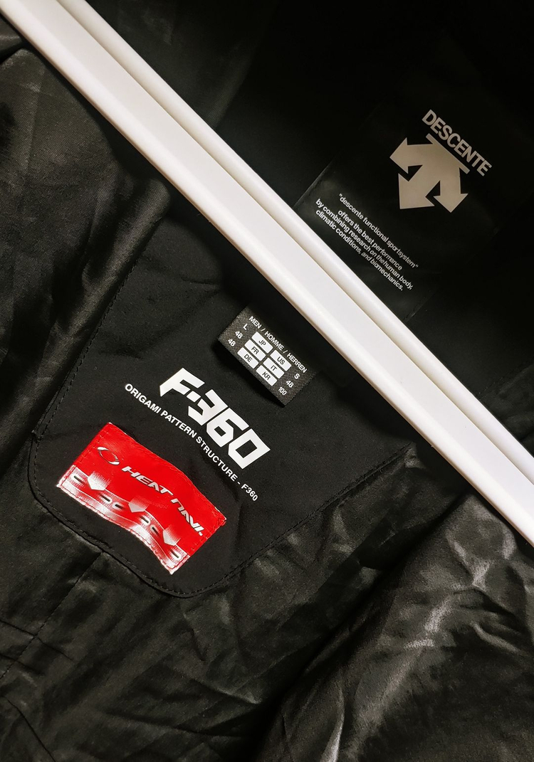 [XL] 데상트 F360 아우디 숏 패딩점퍼 블랙1452 이미지