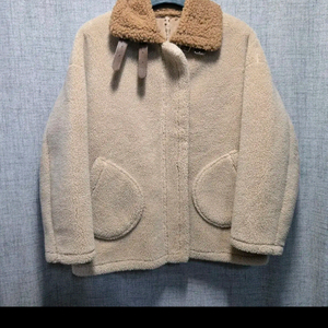 새상품)스튜디오톰보이 무스탕 7만원 정가20만원대 오버핏 양털자켓