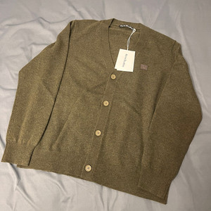 아크네스튜디오 이모지 페이스 울 가디건 카키 M, L 사이즈 새제품 아크네 Acne Studios C60038 이미지