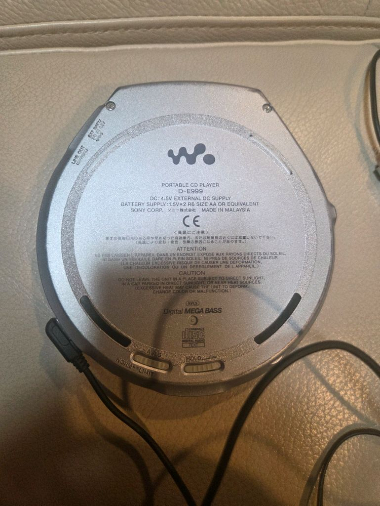 sony소니 cdp 워크맨 D-E999팝니다 본체 리모컨 이어폰--2