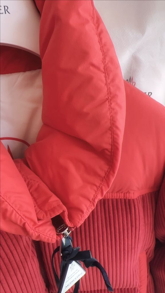 몽클레어 패딩 이미지