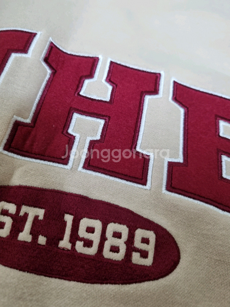 뉴해빗 아플리케 기모맨투맨. 연베이지.XL--3