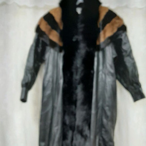 밍크 트래밍 코트