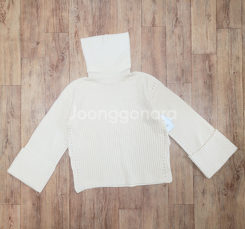 이큅먼트(Equipment) 우마 캐시울니트 프리사이즈 새상품--3