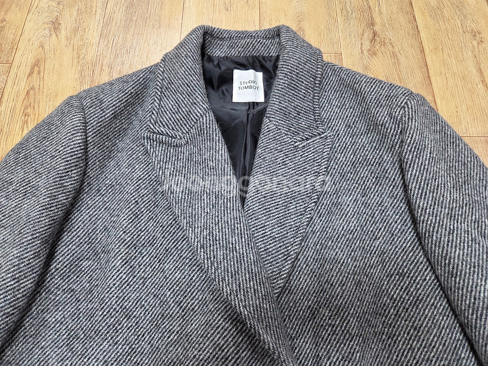 스튜디오톰보이(STUDIO TOMBOY) 빅트윌 테일러드코트 프리사이즈 새상품--5