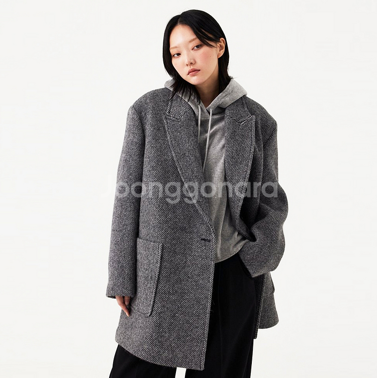 스튜디오톰보이(STUDIO TOMBOY) 빅트윌 테일러드코트 프리사이즈 새상품--1