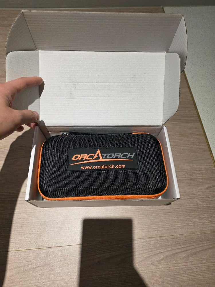 오카토치 ZD710 다이빙 손전등 팝니다 이미지