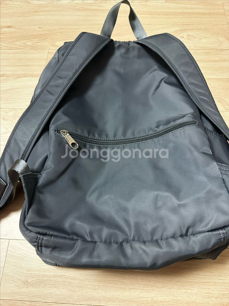 캘빈클라인 백팩 팝니다.--4