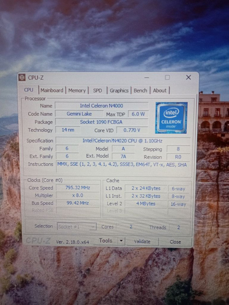 레노버 아이디어패드 1 11IGL05 노트북 이미지
