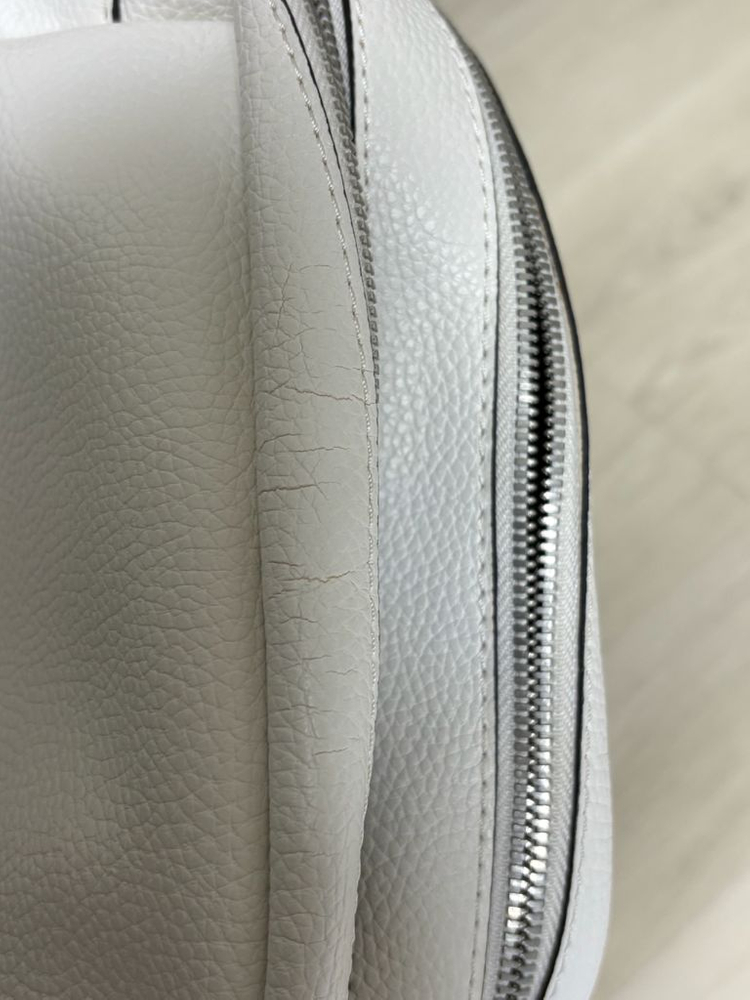 켈빈클라인진 화이트 크로스백,카메라백, 숄더백, 메신저백--7