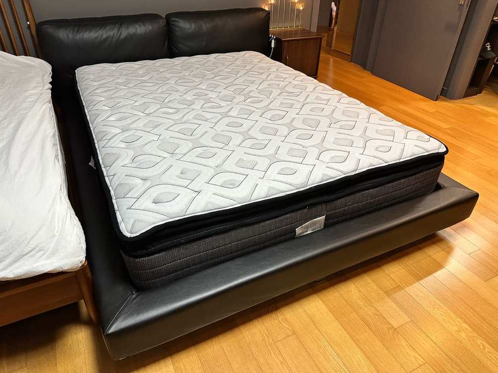 씰리 서프라이즈 H5 필로우탑 퀸 침대 매트리스 + 천연 소가죽 침대 프레임 퀸 이미지