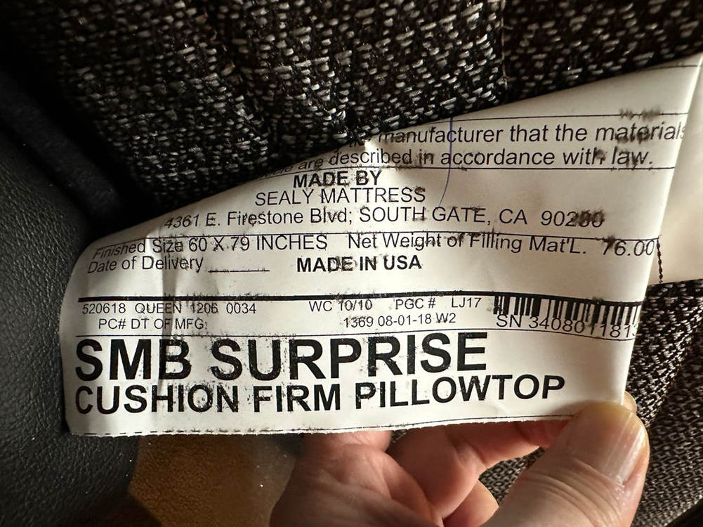 씰리 서프라이즈 H5 필로우탑 퀸 침대 매트리스 + 천연 소가죽 침대 프레임 퀸 이미지