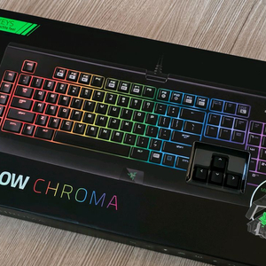 (미개봉) 레이저 블랙위도우 크로마 - 녹축 풀배열 키보드